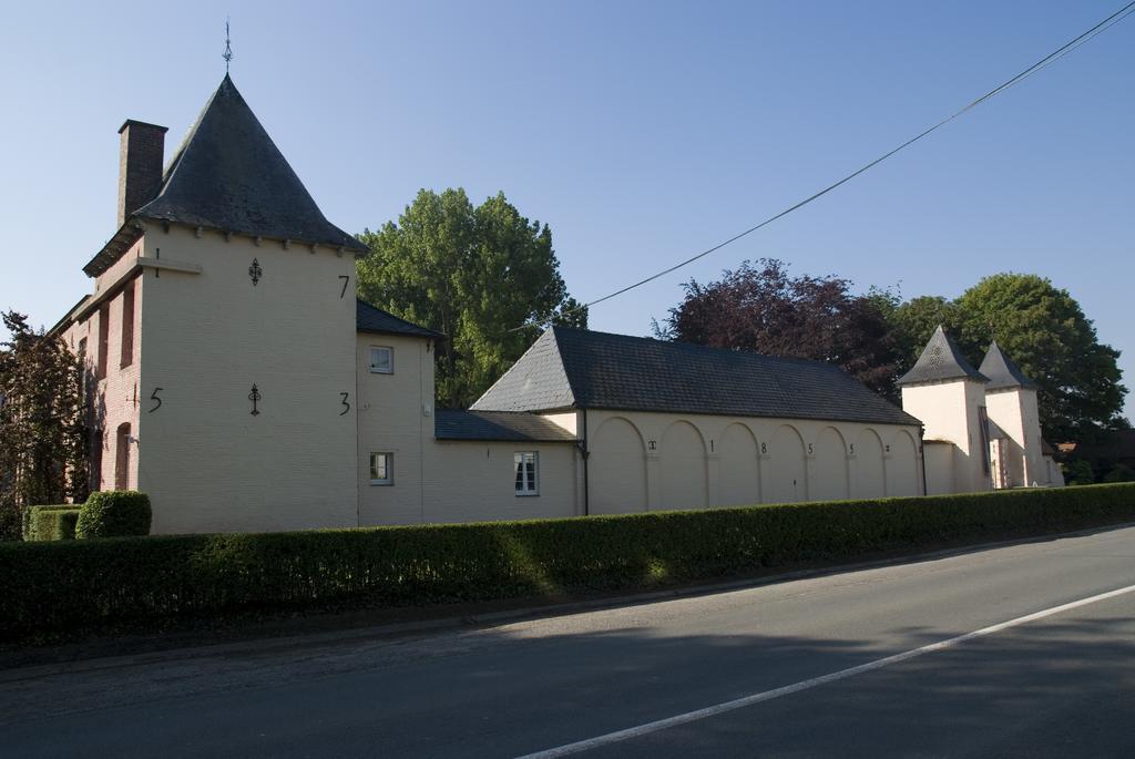B&B Chateau Bagatelle Frasnes-lez-Anvaing 외부 사진